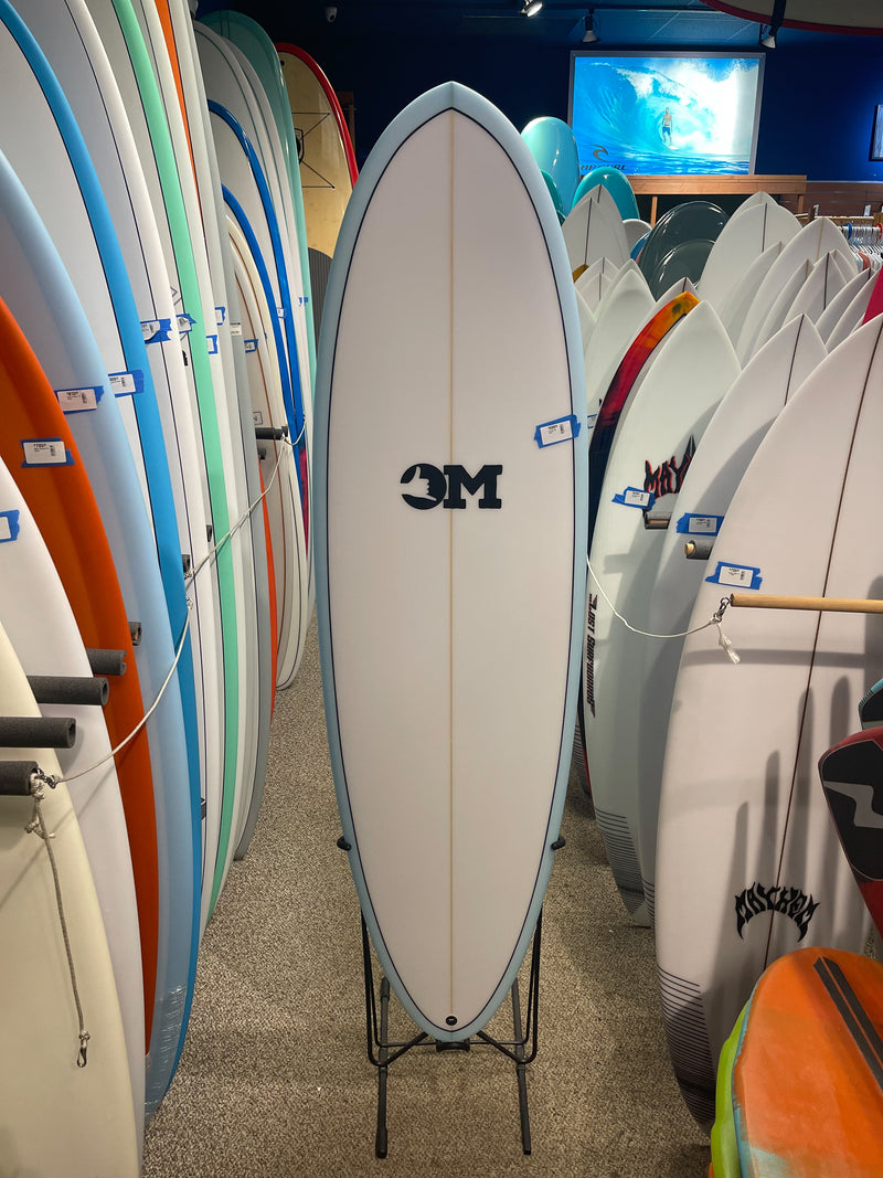 Ocean Magic Surfboard - Pintail Blue - FCS II - 6&