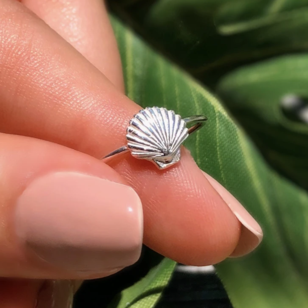 Scalloped Shell Ring